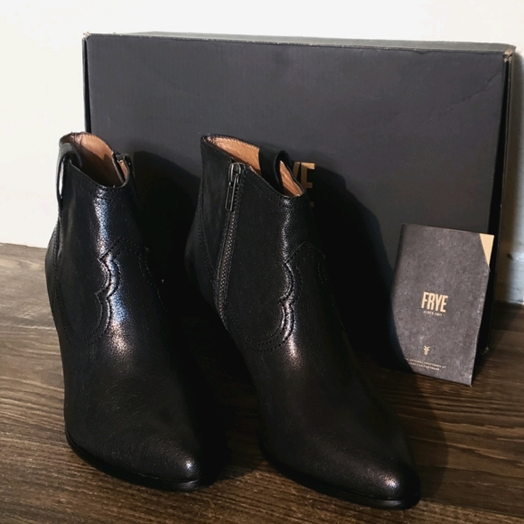 Frye Shoes - FRYE Reina Bootie
